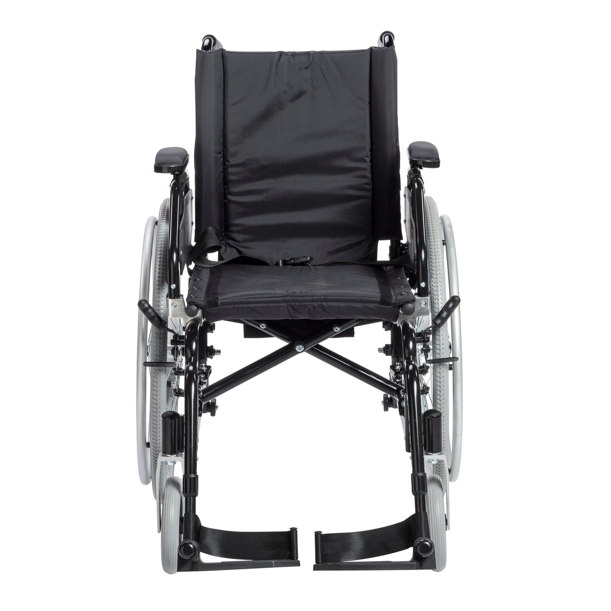 Lynx Ultra Lightweight Wheelchair, Swing away Footrests, 16" Seat