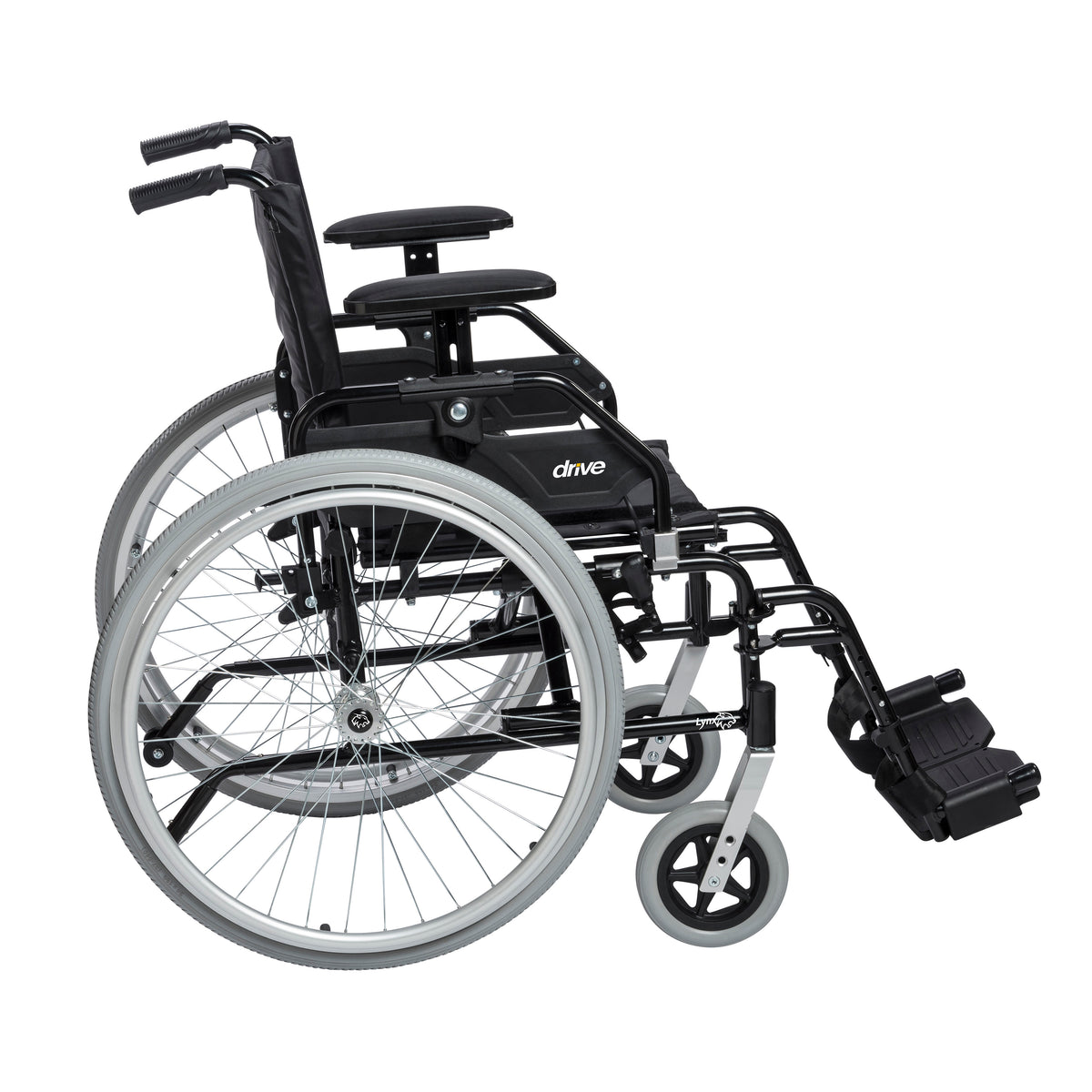 Lynx Ultra Lightweight Wheelchair, Swing away Footrests, 18" Seat